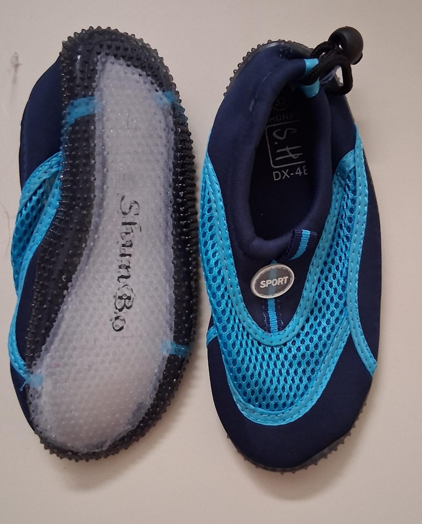 Sandalias Unisex Negras y Grises ADIDAS. TALLA 43