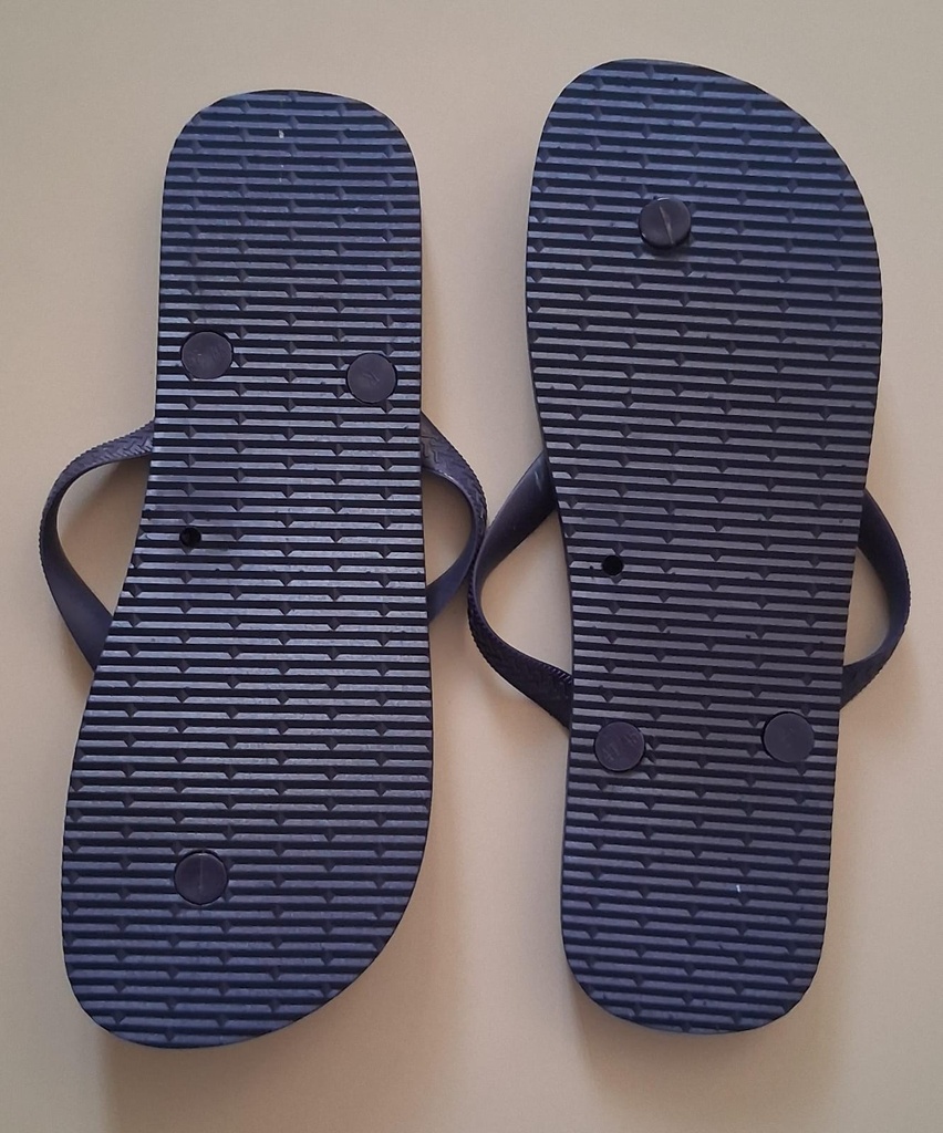 Sandalias Unisex Azules Oscuro HAVAIANAS. TALLA 41-42