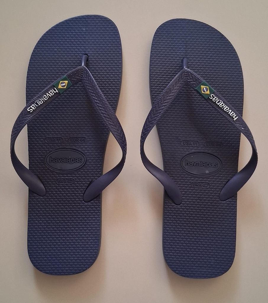 Sandalias Unisex Azules Oscuro HAVAIANAS. TALLA 41-42