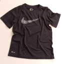 Camiseta Manga Corta Niño Negra NIKE DRY FIT. Talla XS