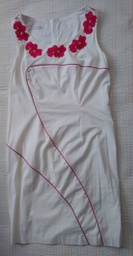 Vestido Corto Blanco con Flores Rojas y Doble Forro J. ARGGIDO. Talla 44